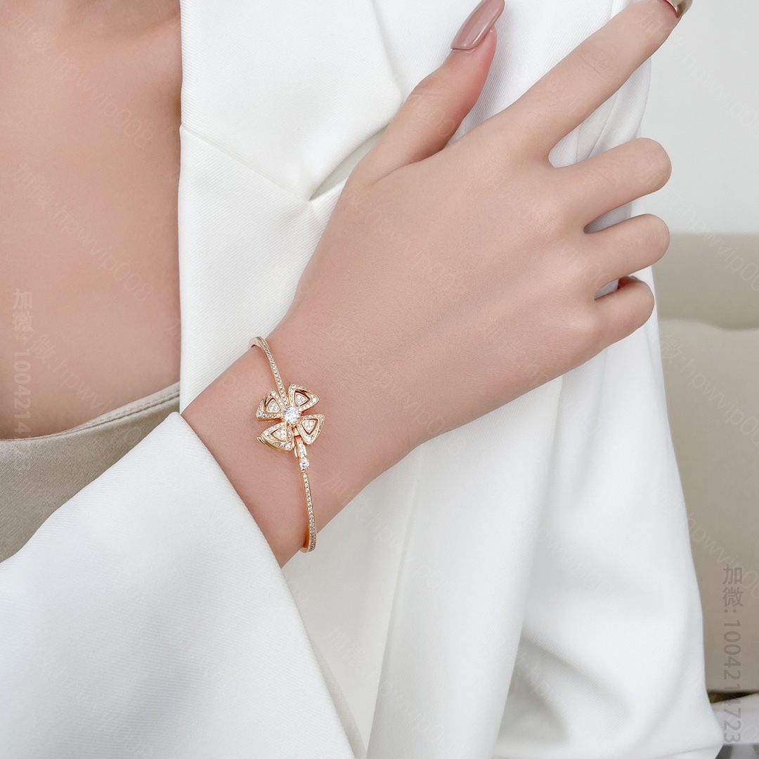 高仿宝格丽首饰 BVLGARI 宝格丽Fiorever咏绽系列手镯 