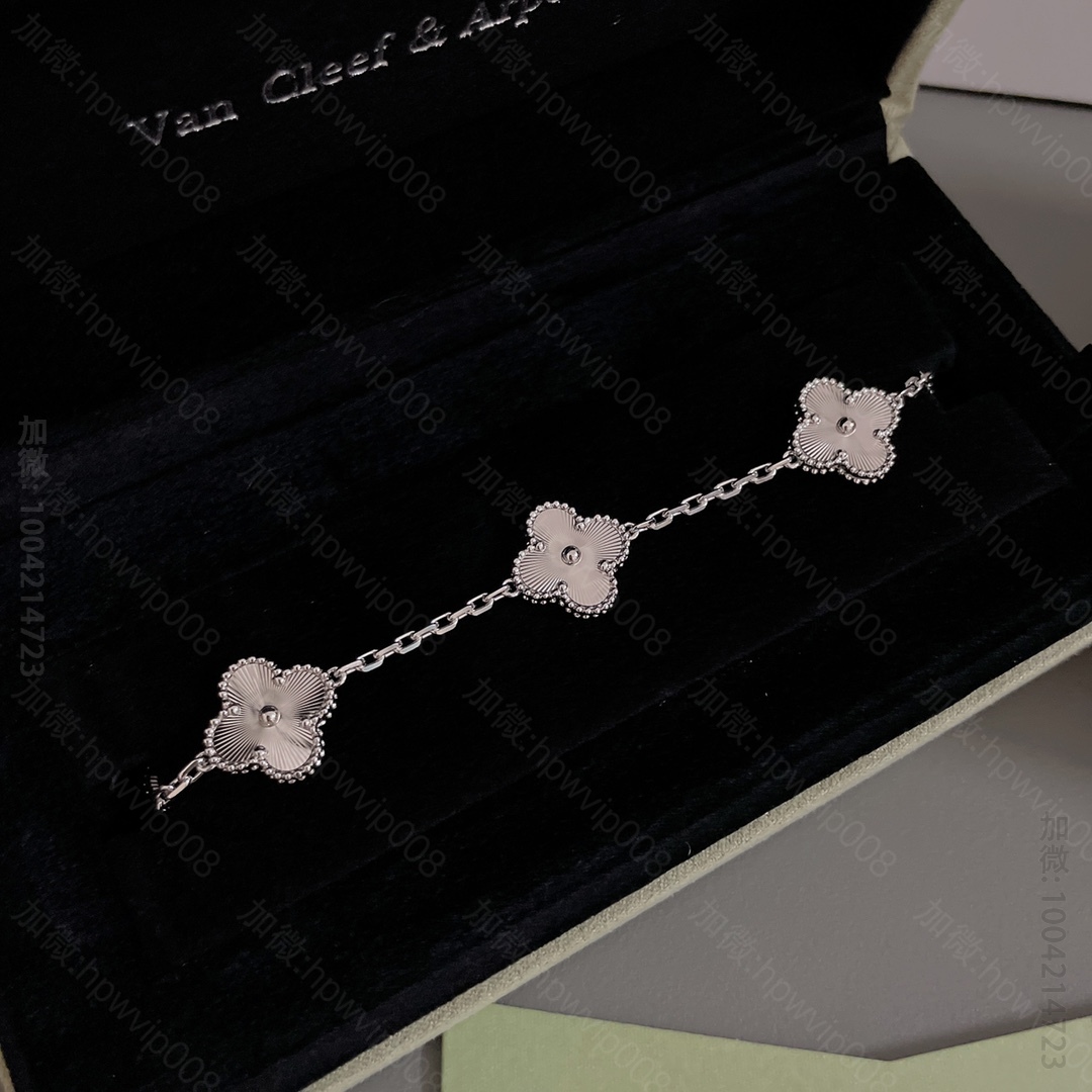 梵克雅宝女士手链 VanCleef&Arpels 梵克雅宝5花天然石手链 