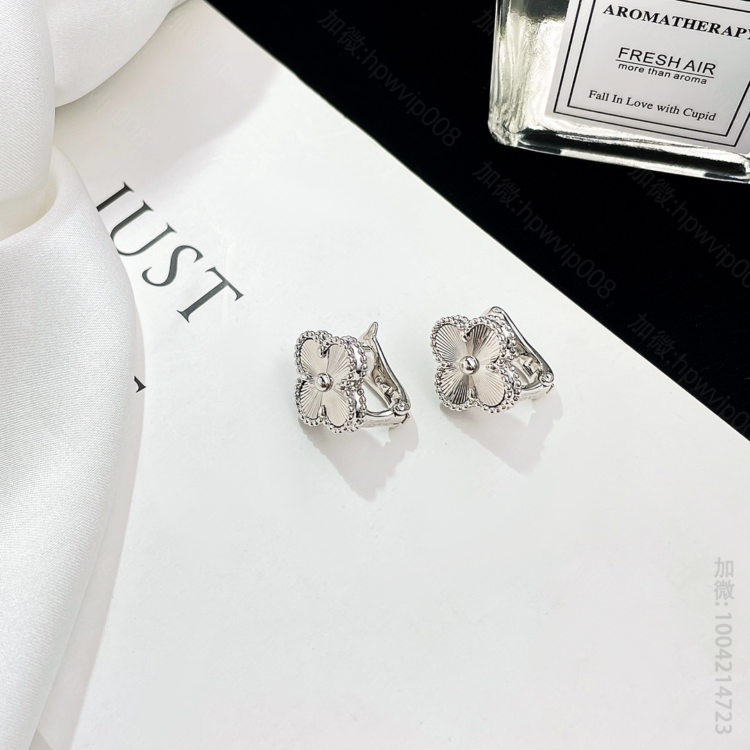 梵克雅宝耳环 VanCleef&Arpels 梵克雅宝高级珠宝四叶草耳环 