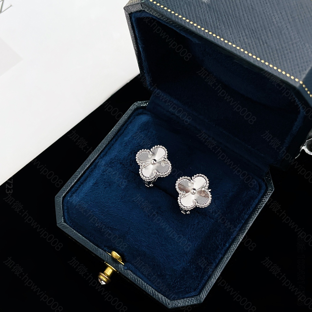 梵克雅宝耳环 VanCleef&Arpels 梵克雅宝高级珠宝四叶草耳环 