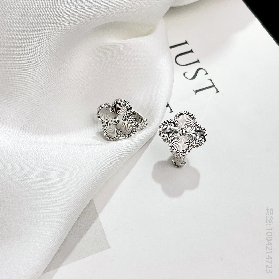 梵克雅宝耳环 VanCleef&Arpels 梵克雅宝高级珠宝四叶草耳环 
