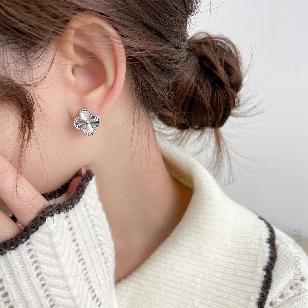 梵克雅宝耳环 VanCleef&Arpels 梵克雅宝高级珠宝四叶草耳环 