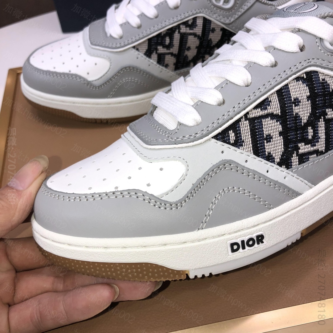 高仿迪奥男鞋 高版本(Dior)迪奥 情侣款 B27 迪奥运动鞋是该系列新品 