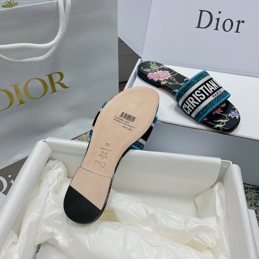 高仿迪奥凉鞋 Dior 迪奥专柜同步系列最新爆款羊皮垫脚提花刺绣凉拖鞋 
