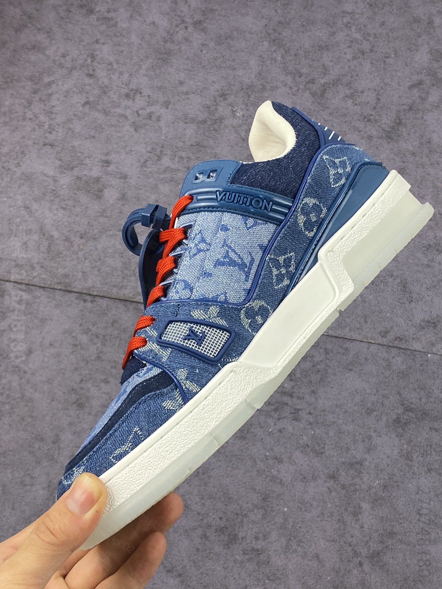 LV运动板鞋 路易威登Louis vuitton Trainer Sneaker Low休闲运动文化百搭篮球板鞋 