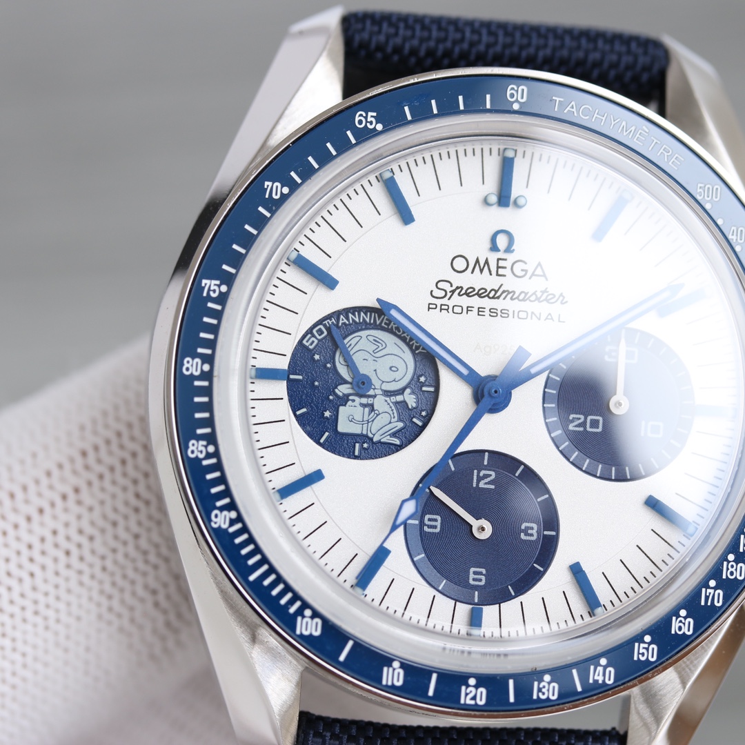 欧米茄 史努比OMEGA奖”50周年纪念腕表 会转的地球跟飞船 “阿波罗”OS出品 