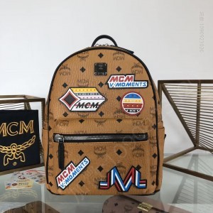MCM新品速递背上这款采用Viseto 高仿MCM包包 精仿MCM女包 原版MCM女包 A货MCM女包 原单MCM女包