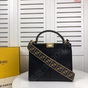 NEW—FendiRomaAmor最新 高仿芬迪包包 精仿芬迪女包 原版芬迪女包 A货芬迪女包 原单芬迪女包