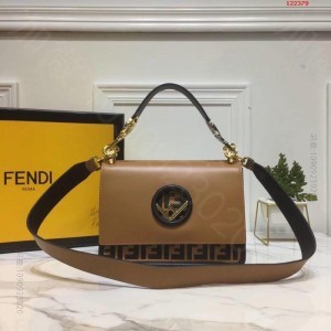 FENDI 芬迪专柜新款KANI迷你手袋, 高仿芬迪包包 精仿芬迪女包 原版...