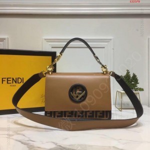 FENDI 芬迪专柜新款KANI迷你手袋, 高仿芬迪包包 精仿芬迪女包 原版芬迪女包 A货芬迪女包 原单芬迪女包