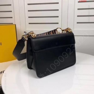KANILOGO手袋中号,高仿芬迪女 高仿芬迪包包 精仿芬迪女包 原版芬迪女包 A货芬迪女包 原单芬迪女包
