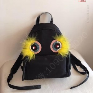 FENDI2017最新时尚走秀双肩背包饰以正 高仿芬迪包包 精仿芬迪女包 原版芬迪女包 A货芬迪女包 原单芬迪女包