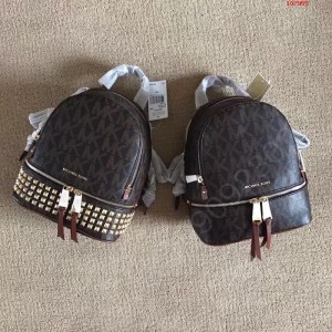 Mk大LOGO面料背包mini号专柜官网火爆 高仿MK包包 精仿MK女包 原版MK女包 A货MK女包 原单MK女包