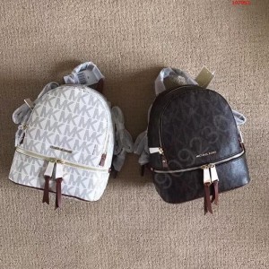 Mk大LOGO面料背包mini号专柜官网火爆 高仿MK包包 精仿MK女包 原版MK女包 A货MK女包 原单MK女包
