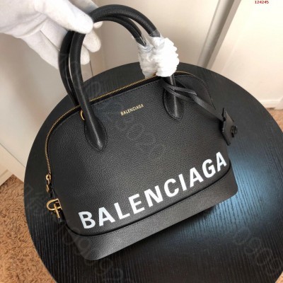 Balenciaga巴黎世家新款贝壳包出货 高仿巴黎世家包包 精仿巴黎世家女...