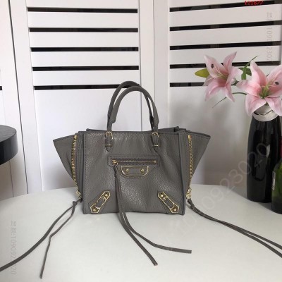蝙蝠包巴黎世家Balenciaga蝙蝠包/ 高仿巴黎世家包包 精仿巴黎世家女包 原版巴黎世家女包 A货巴黎世家女包 原单巴黎世家女包