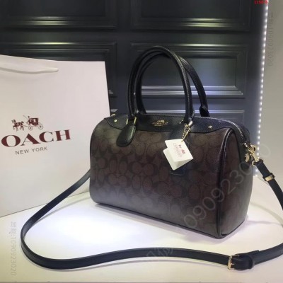 COACH蔻驰专柜新款大号波士顿枕头 高仿蔻驰包包 精仿蔻驰女包 原版蔻驰女包 A货蔻驰女包 原单蔻驰女包