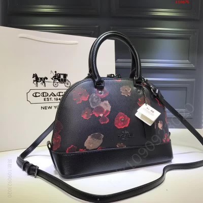 COACH专柜同款贝壳包青岛代 高仿蔻驰包包 精仿蔻驰女包 原版蔻驰女包 A货蔻驰女包 原单蔻驰女包