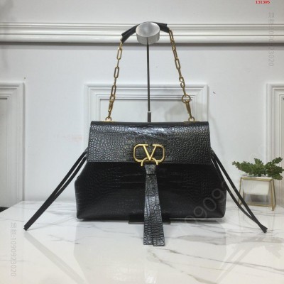 大号 Valentino 华伦天奴专柜新品 高仿华伦天奴包包 精仿华伦天奴女包 原版华伦天奴女包 A货华伦天奴女包 原单华伦天奴女包