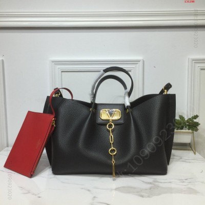 大号 Valentino 华伦天奴专柜新品 高仿华伦天奴包包 精仿华伦天奴女包 原版华伦天奴女包 A货华伦天奴女包 原单华伦天奴女包