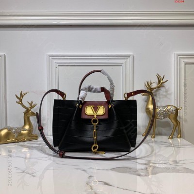 小号 Valentino 华伦天奴专柜新品 高仿华伦天奴包包 精仿华伦天奴女...