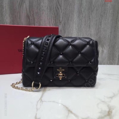 Valentino 华伦天奴专柜新品发售， 高仿华伦天奴包包 精仿华伦天奴女包 原版华伦天奴女包 A货华伦天奴女包 原单华伦天奴女包