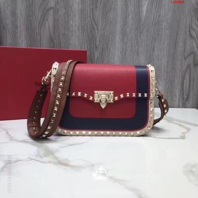 Valentino 华伦天奴专柜新款RO 高仿华伦天奴包包 精仿华伦天奴女包 原版华伦天奴女包 A货华伦天奴女包 原单华伦天奴女包