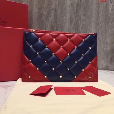 Valentino 华伦天奴专柜新款手包0 高仿华伦天奴包包 精仿华伦天奴女包 原版华伦天奴女包 A货华伦天奴女包 原单华伦天奴女包