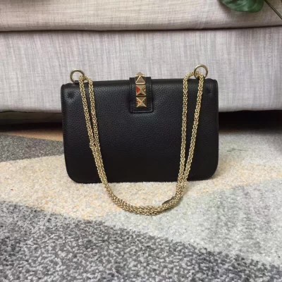 Valentino 华伦天奴专柜新款豆腐包 高仿华伦天奴包包 精仿华伦天奴女包 原版华伦天奴女包 A货华伦天奴女包 原单华伦天奴女包