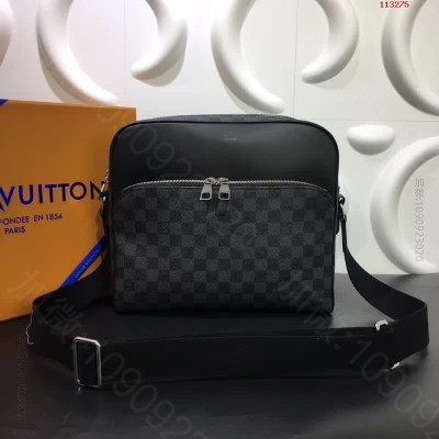 DAYTON中号LV记者包 高仿LV男包