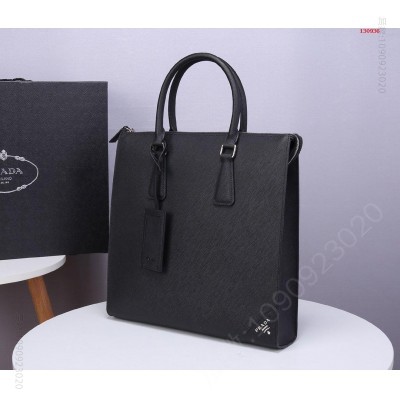 品牌名称 ：PRADA/普拉达 产品规格 高仿普拉达包包 精仿普拉达男包 原版普拉达男包 A货普拉达男包 原单普拉达男包