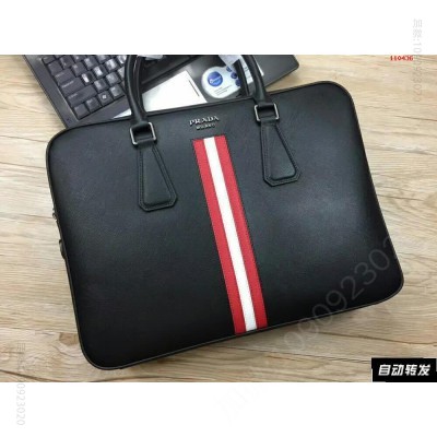 包装:防尘袋，说明书，身 高仿普拉达包包 精仿普拉达男包 原版普拉达男包 A货普拉达男包 原单普拉达男包