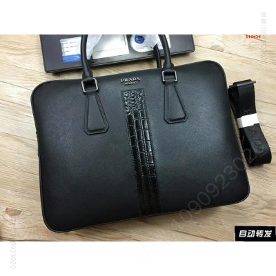 型号 包装:防尘袋，说明书，身 高仿普拉达包包 精仿普拉达男包 原版普拉达男包 A货普拉达男包 原单普拉达男包