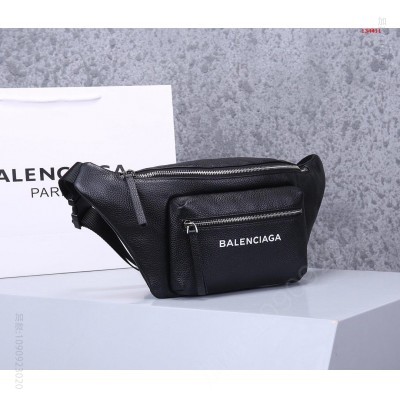 BALENCIAGA巴黎世家胸包腰包男女 高仿巴黎世家包包 精仿巴黎世家男包 原版巴黎世家男包 A货巴黎世家男包 原单巴黎世家男包