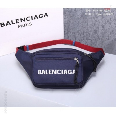 BALENCIAGA巴黎世家胸包腰包型号 高仿巴黎世家包包 精仿巴黎世家男包 原版巴黎世家男包 A货巴黎世家男包 原单巴黎世家男包