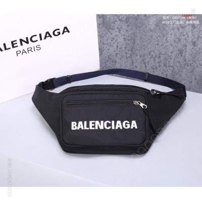 BALENCIAGA巴黎世家胸包腰包型号 高仿巴黎世家包包 精仿巴黎世家男包 原版巴黎世家男包 A货巴黎世家男包 原单巴黎世家男包