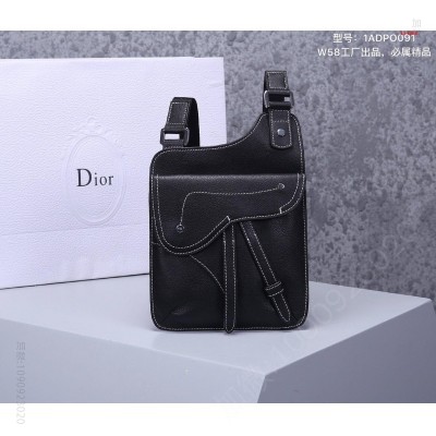 Dior迪奥男士男士mini斜挎包型号1A 高仿巴黎世家包包 精仿巴黎世家男包 原版巴黎世家男包 A货巴黎世家男包 原单巴黎世家男包