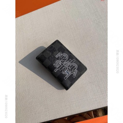 灰格卡包纤薄的口袋 高仿LV男士钱包 精仿LV钱包 原版LV钱包 A货LV钱...