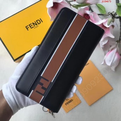 FENDI拉链钱包,高仿芬迪钱包 高仿芬迪女士钱包 精仿芬迪手抓包 原版芬迪钱夹 A货芬迪钱包 原单经典款芬迪钱包