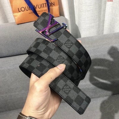 LV頂級原單品質寬度40毫米專櫃款號 高仿LV女士皮带 精仿LV皮带 原版L...