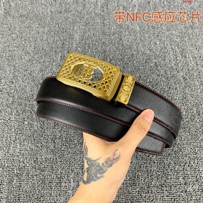 巴宝莉NFC扫描皮带尾部就可链接跳入官 哪里有卖高仿巴宝莉皮带 精仿巴宝莉皮带 原版巴宝莉皮带 A货巴宝莉皮带 原单巴宝莉皮带