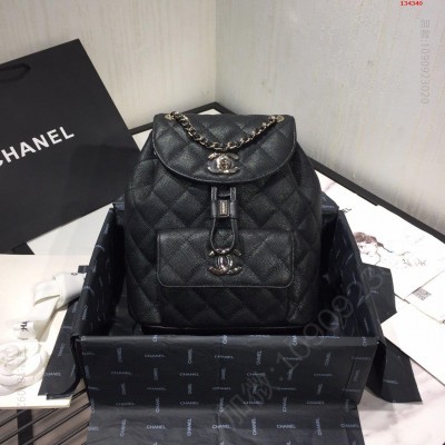 Chanel2023早春新款黑色小牛皮D 哪里有卖高仿香奈儿背包 精仿香奈儿双肩包 原版香奈儿双肩包 A货香奈儿双肩包 原单香奈儿双肩包