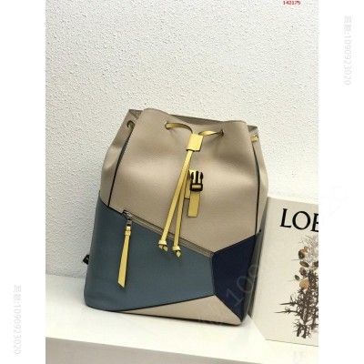 LOEWE罗意威专柜新款Puzzle 哪里有卖高仿罗意威背包 精仿罗意威双肩包 原版罗意威双肩包 A货罗意威双肩包 原单罗意威双肩包
