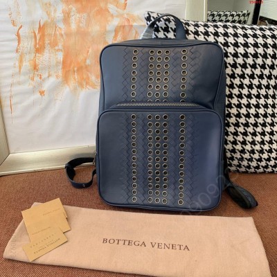 蓝色出口订单Bottegaveneta 哪里有卖高仿BV背包 精仿BV双肩包 原版BV双肩包 A货BV双肩包 原单BV双肩包