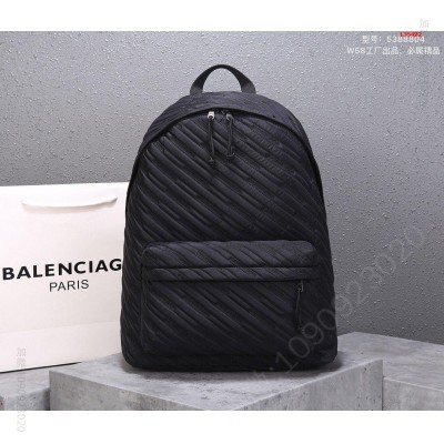 专柜正品有售顶级原单质量BALENCIA 哪里有卖高仿巴黎世家背包 精仿巴黎世家双肩包 原版巴黎世家双肩包 A货巴黎世家双肩包 原单巴黎世家双肩包