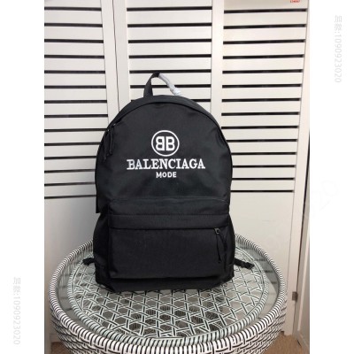巴黎x家BALENxxxGA大双肩背 哪里有卖高仿巴黎世家背包 精仿巴黎世家双肩包 原版巴黎世家双肩包 A货巴黎世家双肩包 原单巴黎世家双肩包