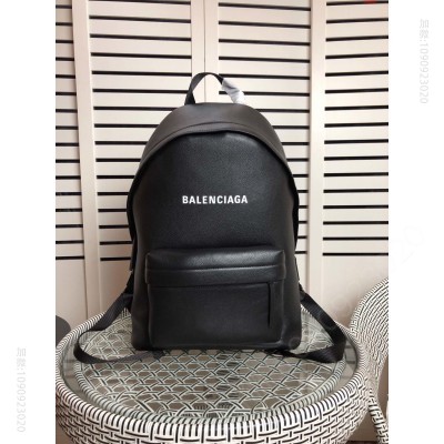 新款出货BALENCIAG巴黎世家双肩 哪里有卖高仿巴黎世家背包 精仿巴黎世家双肩包 原版巴黎世家双肩包 A货巴黎世家双肩包 原单巴黎世家双肩包