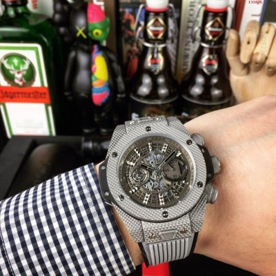 恒宝HUBLOT镀膜玻璃45mm 13 高仿奢侈品名表 精仿名牌手表 原版名牌钟表 A货名牌腕表 原单名牌腕表