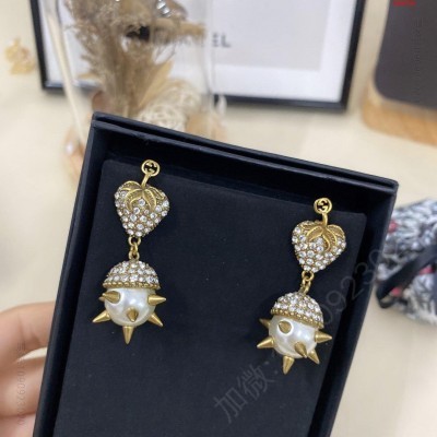 Gucci古奇耳钉热销款新款火爆上新 高仿名牌耳钉 精仿名牌耳钉 原版名牌耳钉 A货名牌耳钉 原单名牌耳钉
