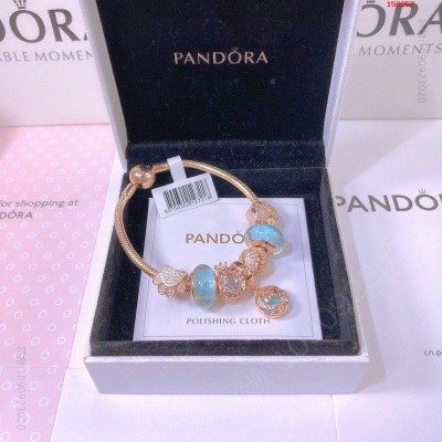 PANDORA潘多拉925纯银手链 高仿名牌耳钉 精仿名牌耳钉 原版名牌耳钉 A货名牌耳钉 原单名牌耳钉